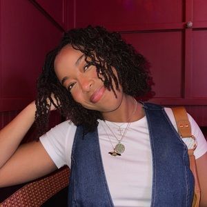 Meet your Posher, Lianna